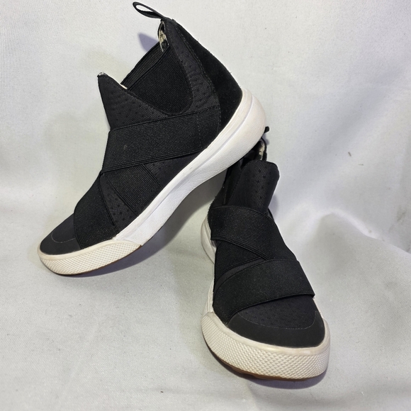 Vans ULTRARANGE GORE HI Black‎ Women's 6 - Picture 3 of 7